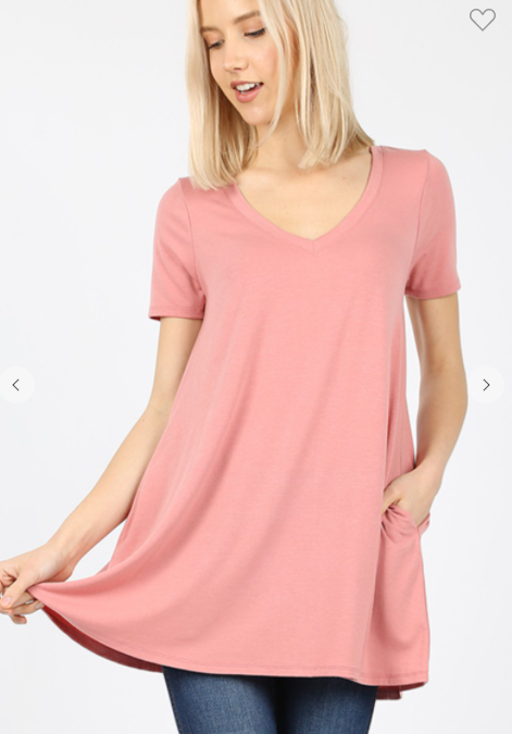 SHORT SLEEVE V NECK FLARED TOP WITH POCKETS