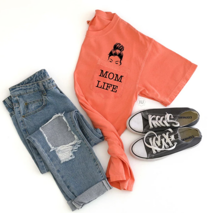 Mom Life - Mom Bun T-Shirt Unisex