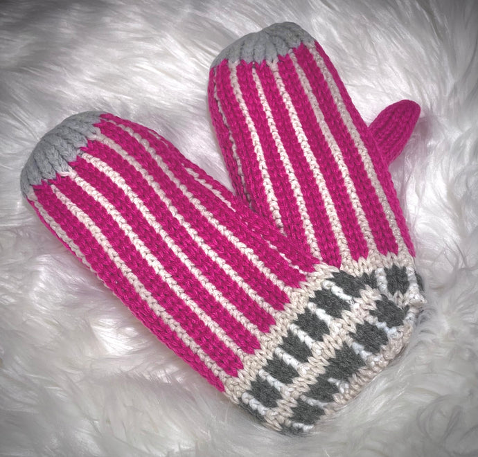 Pink Pattern Fleece Lined Mittens